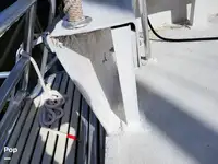 Trallers pārdod