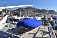 Trallers pārdod