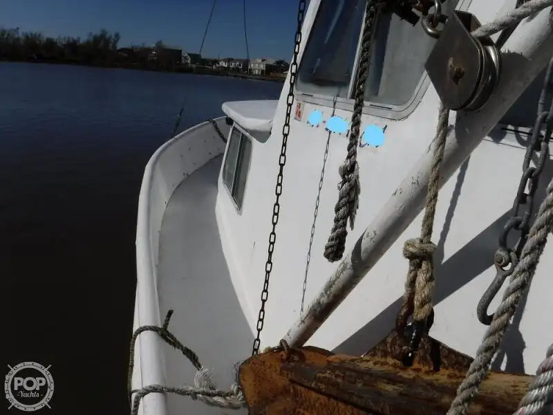 Trallers pārdod