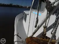 Trallers pārdod