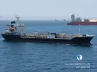 Naftas / Ķīmisko vielu tankkuģis pārdod