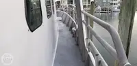 Trallers pārdod
