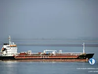 Naftas / Ķīmisko vielu tankkuģis pārdod