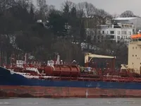 Naftas / Ķīmisko vielu tankkuģis pārdod