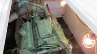 Trallers pārdod