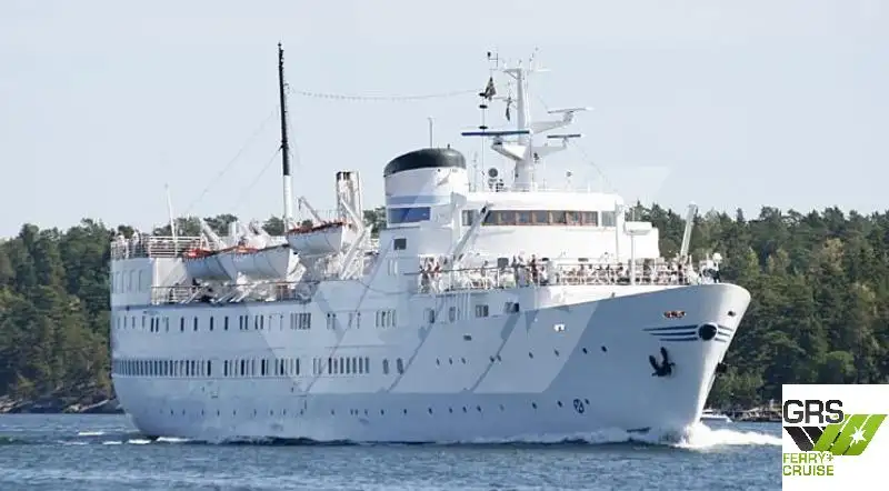 Kruīza kuģis pārdod