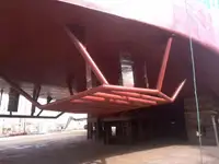 Dredžs pārdod