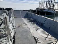 Desanta kuģis, tankkuģis pārdod