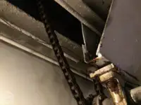 Trallers pārdod