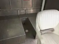 Desanta kuģis, tankkuģis pārdod