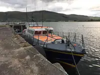 Glatēšanas laiva pārdod