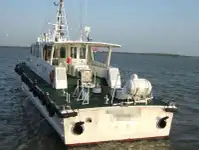 Pilotkuģis pārdod