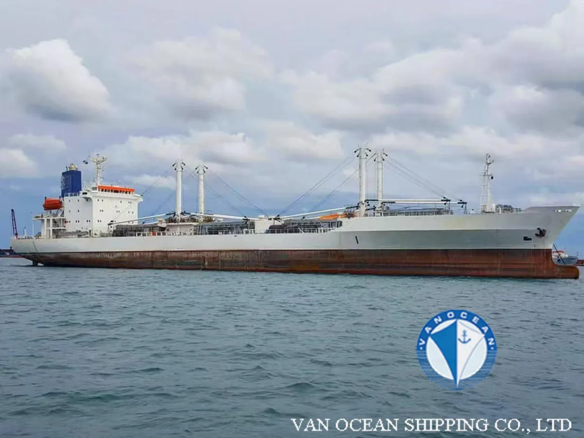 Reefer kuģis pārdod