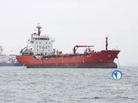 Naftas / Ķīmisko vielu tankkuģis pārdod