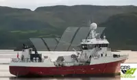 Trallers pārdod