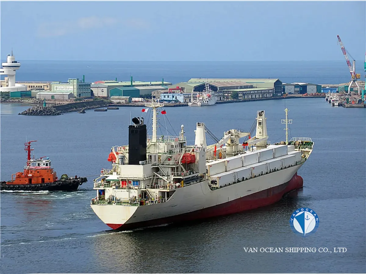 Reefer kuģis pārdod