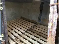 Trallers pārdod