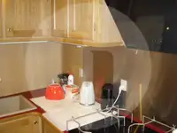 Trallers pārdod
