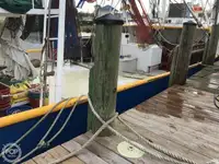 Trallers pārdod