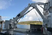 Konteinerkuģis pārdod