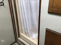 Trallers pārdod