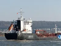 Naftas / Ķīmisko vielu tankkuģis pārdod