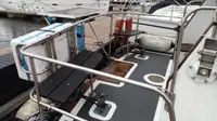 Pilotkuģis pārdod