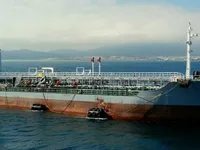 Naftas / Ķīmisko vielu tankkuģis pārdod