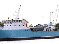Trallers pārdod