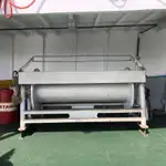 Garā līnija zvejas kuģis pārdod