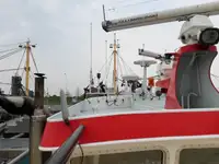 Trallers pārdod