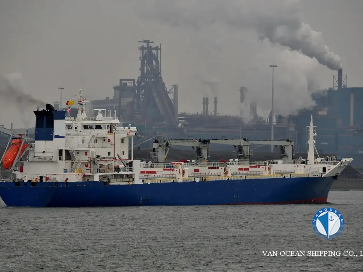 Reefer kuģis pārdod