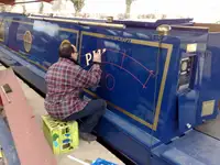 Metālloms pārdod