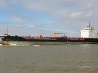 Naftas / Ķīmisko vielu tankkuģis pārdod
