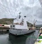 Desanta kuģis, tankkuģis pārdod