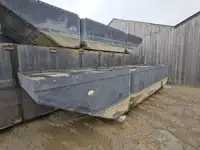 Pontons pārdošanā