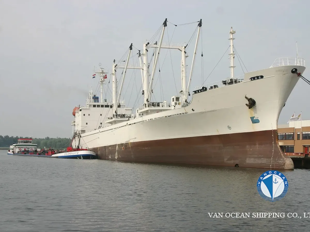 Reefer kuģis pārdod