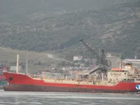 Naftas / Ķīmisko vielu tankkuģis pārdod