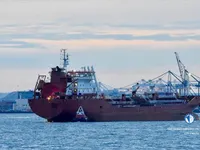 Naftas / Ķīmisko vielu tankkuģis pārdod