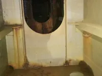 Naftas / Ķīmisko vielu tankkuģis pārdod