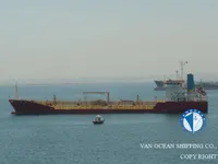 Naftas / Ķīmisko vielu tankkuģis pārdod