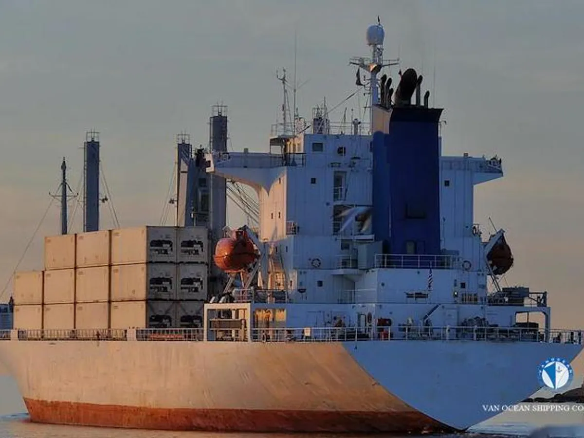 Reefer kuģis pārdod