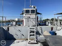 Desanta kuģis, tankkuģis pārdod