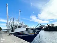 Trallers pārdod