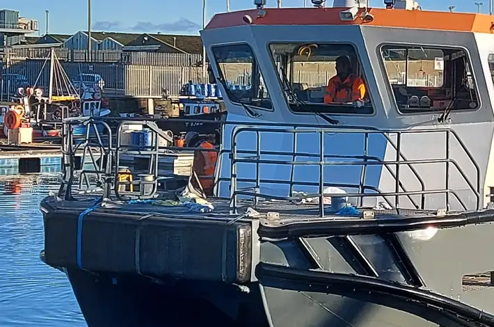 Hidrogrāfiskais kuģis pārdod