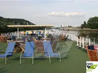 Kruīza kuģis pārdod