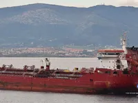 Naftas / Ķīmisko vielu tankkuģis pārdod