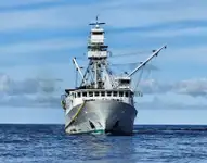 Purse seiner pārdošanā