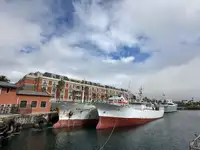Trallers pārdod