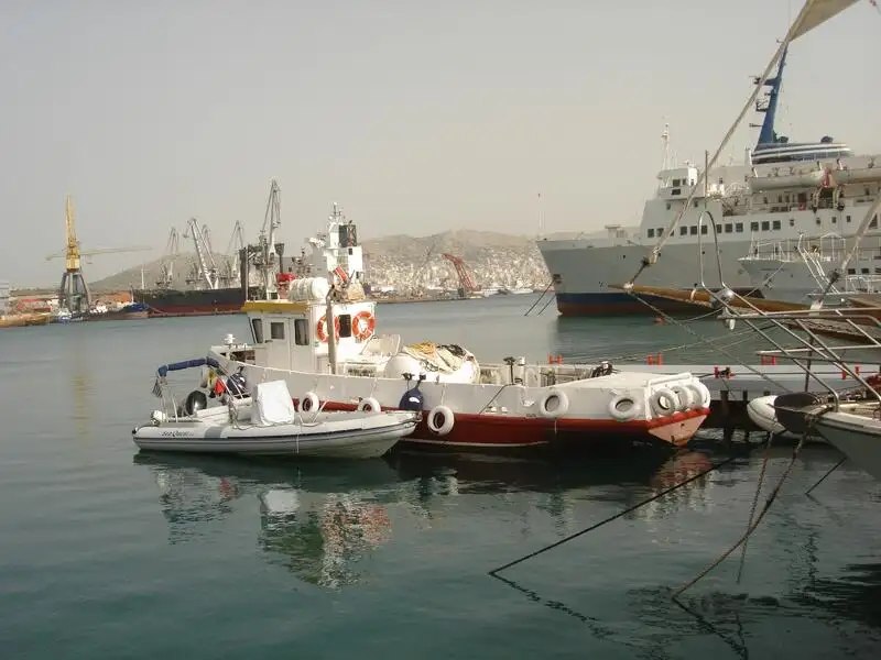 Darba laivas pārdod